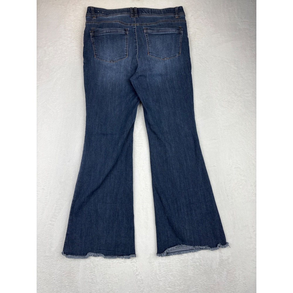 Democracy Ab Technology Womens 16 Jeans Medium Grungy Wash Distressed Hem - Picture 5 of 9